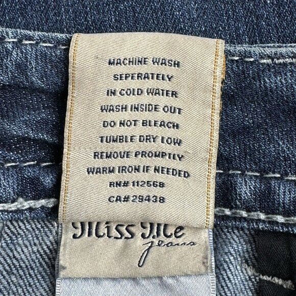 Miss Me Jeans Womens 30x32 Blue Skinny Flap Pockets Distressed Dark Wash Denim - Picture 9 of 14